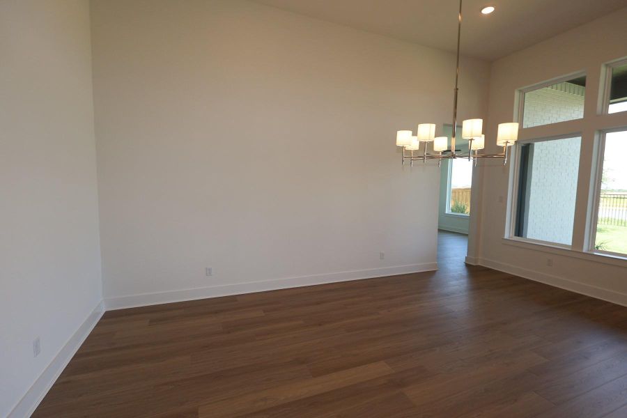 Spacious, unfurnished interior of a new home in Dunham Pointe, Cypress (Image 20). Spacious, unfurnished interior of a new home in Dunham Pointe, Cypress (Image 20).