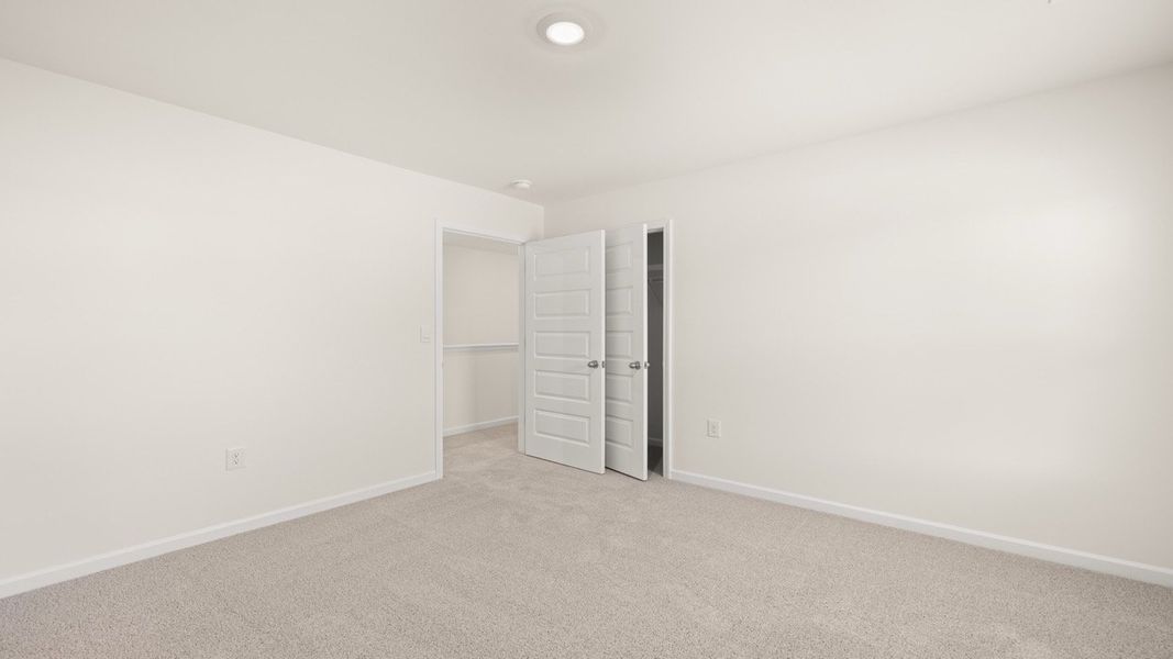 Spacious, unfurnished interior of a new home in Locust Grove Station - Cedar Ridge, Locust Grove (Image 21).