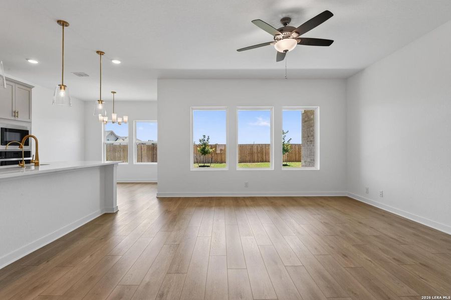 Spacious, unfurnished interior of a new home in Vista Ridge, Live Oak (Image 17). Spacious, unfurnished interior of a new home in Vista Ridge, Live Oak (Image 17).