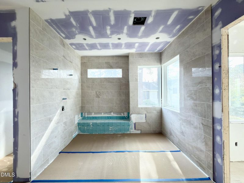 F14D1D16-F3FC-4C08-915F-B042B307302F_1_1