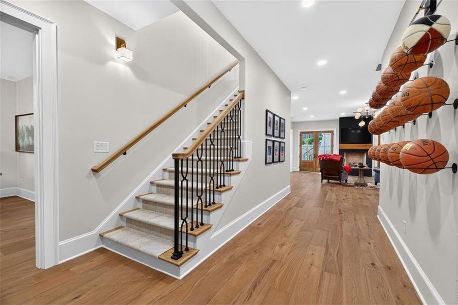 Furnished interior view inside a new home in , Alpharetta (Image 49).