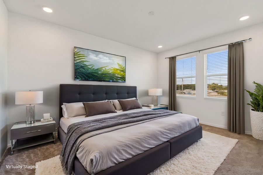 Owner's Suite - Virtually Staged