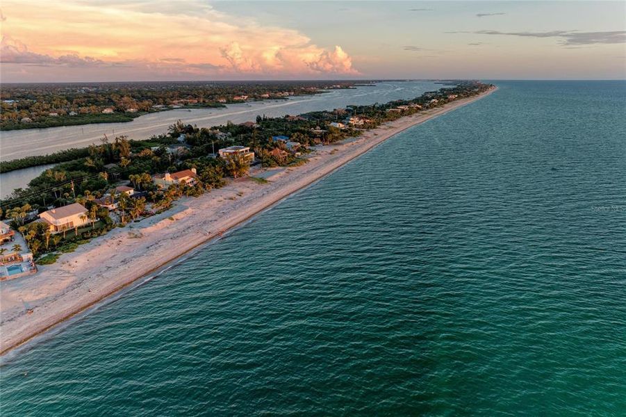 Natural landscape and outdoor views near in Englewood (Image 52). Natural landscape and outdoor views near in Englewood (Image 52).