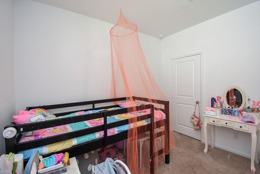 Furnished interior view inside a new home in , Alvin (Image 9).