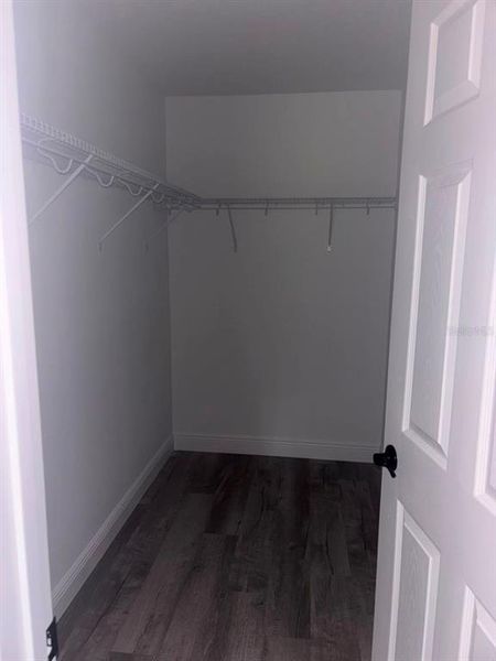Spacious, unfurnished interior of a new home in , Dunnellon (Image 12).