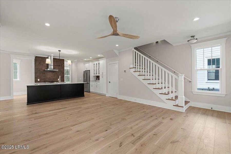 Spacious, unfurnished interior of a new home in , Beaufort (Image 18).