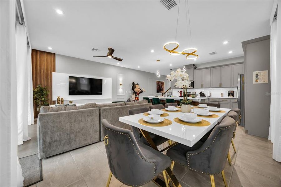 Furnished interior view inside a new home in , Kissimmee (Image 31).
