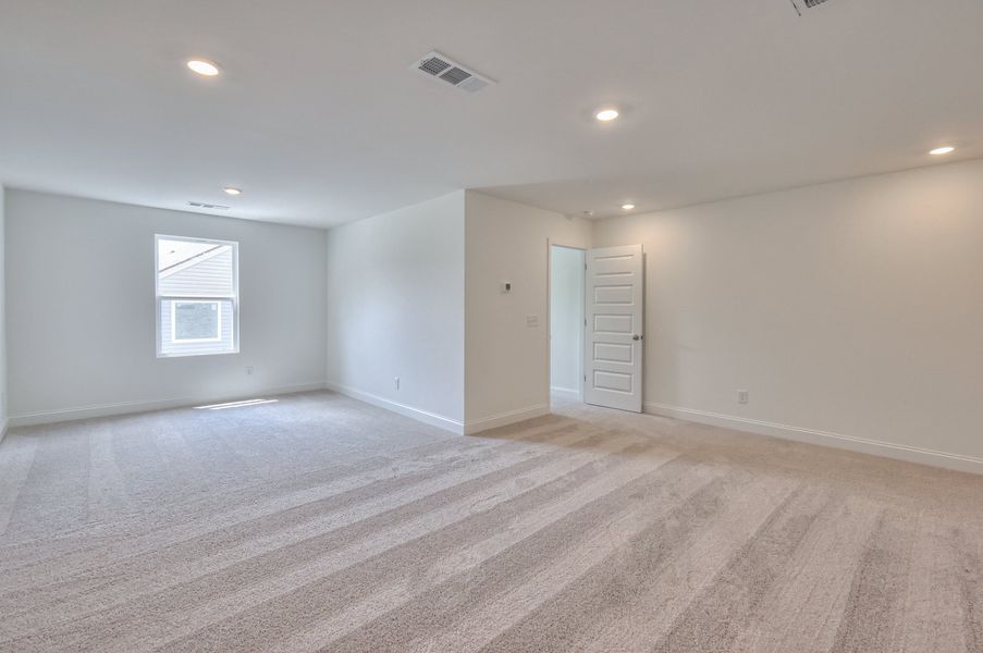 *Photo of example home. Selections and finishes may vary.