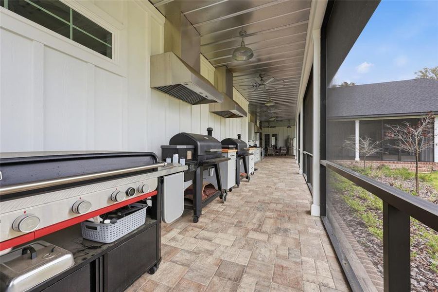 Exterior details and patio area of a home in , Bronson (Image 25).