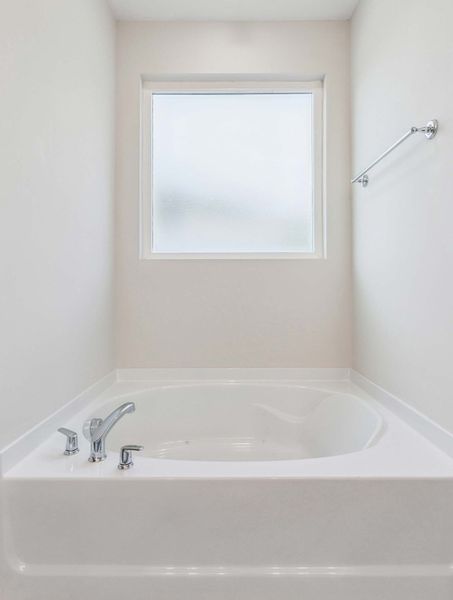 Representative interior finishes for a home built from the The Athens + Bonus Room by Smith Family Homes in NorthShore on the St. Marys River, Kingsland (Image 10).