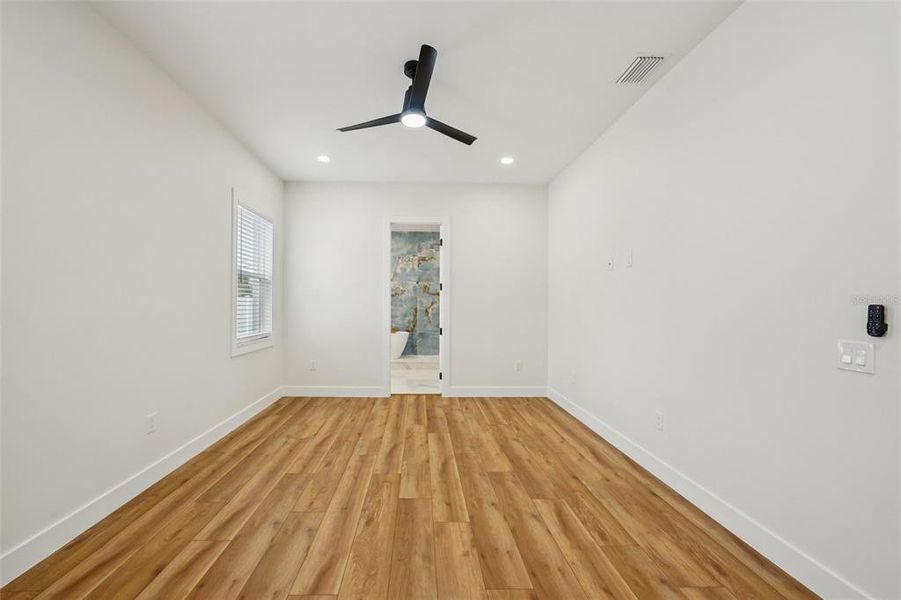 Spacious, unfurnished interior of a new home in , Clearwater (Image 64). Spacious, unfurnished interior of a new home in , Clearwater (Image 64).