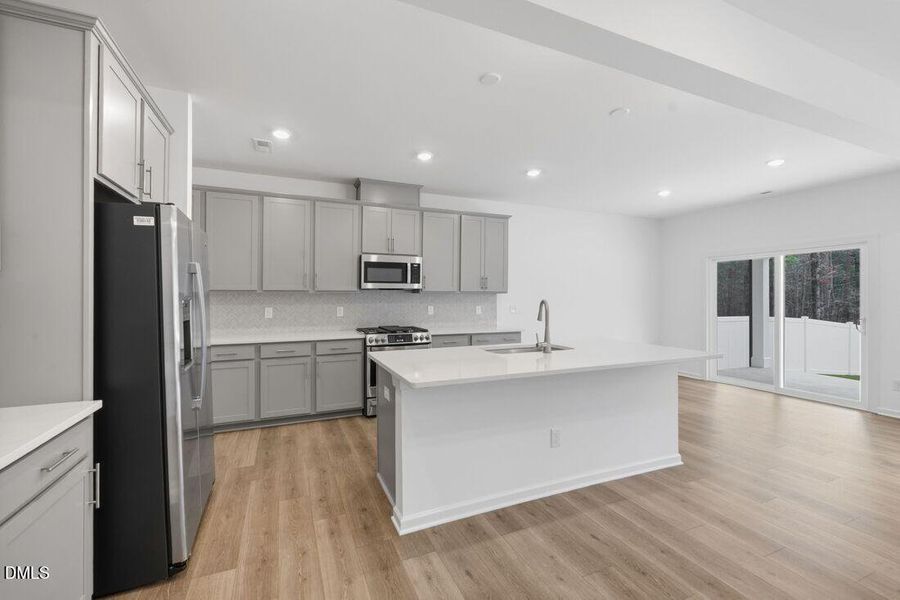 hj-nc-raleigh-eagle-trace-hamilton-d-lot