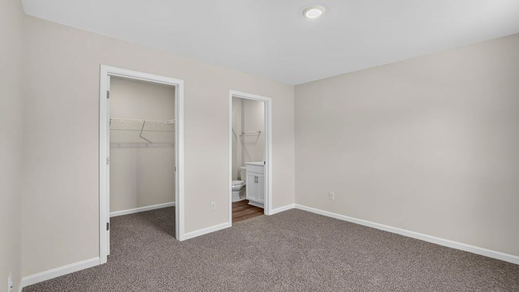 Spacious, unfurnished interior of a new home in Harper Ridge, Roebuck (Image 32).