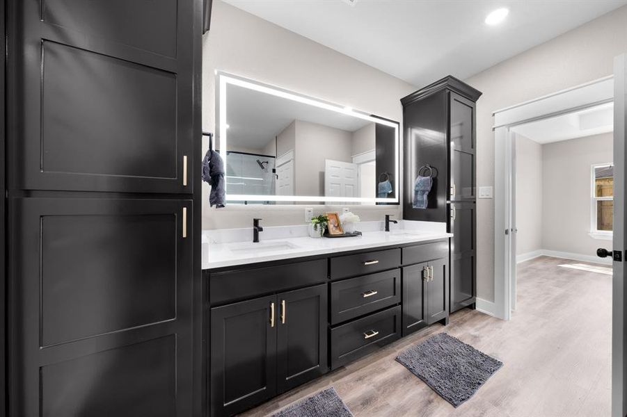 Furnished interior view inside a new home in , Sulphur Springs (Image 11).