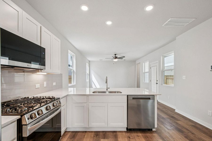 Furnished interior view inside a new home in Avery Centre, Round Rock (Image 8).