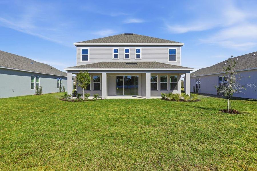 Exterior details and patio area of a home in Brookland Park, Auburndale (Image 21).