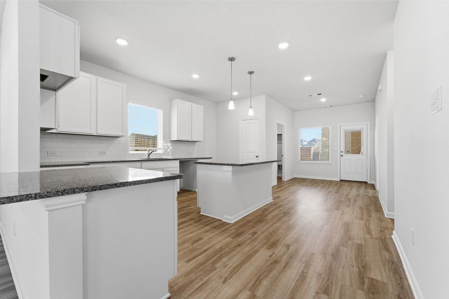 Furnished interior view inside a new home in La Terra, Celina (Image 7).
