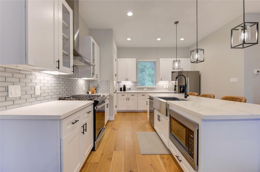 Furnished interior view inside a new home in , Houston (Image 7).