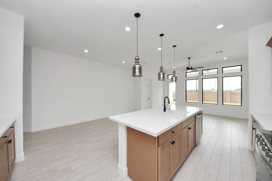 Furnished interior view inside a new home in , Missouri City (Image 8).