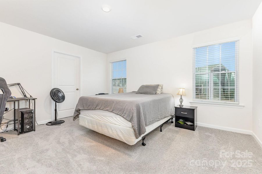 Furnished interior view inside a new home in Abrial Ridge, York (Image 28). Furnished interior view inside a new home in Abrial Ridge, York (Image 28).