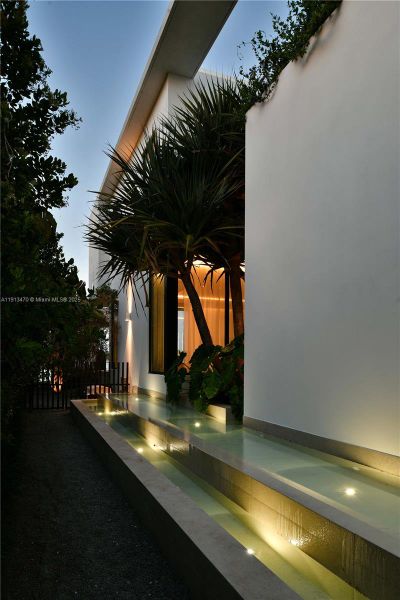 Exterior details and patio area of a home in , Miami Beach (Image 22).