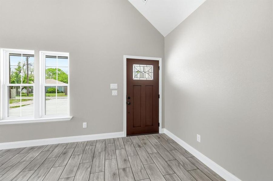 Spacious, unfurnished interior of a new home in , Bridgeport (Image 18). Spacious, unfurnished interior of a new home in , Bridgeport (Image 18).