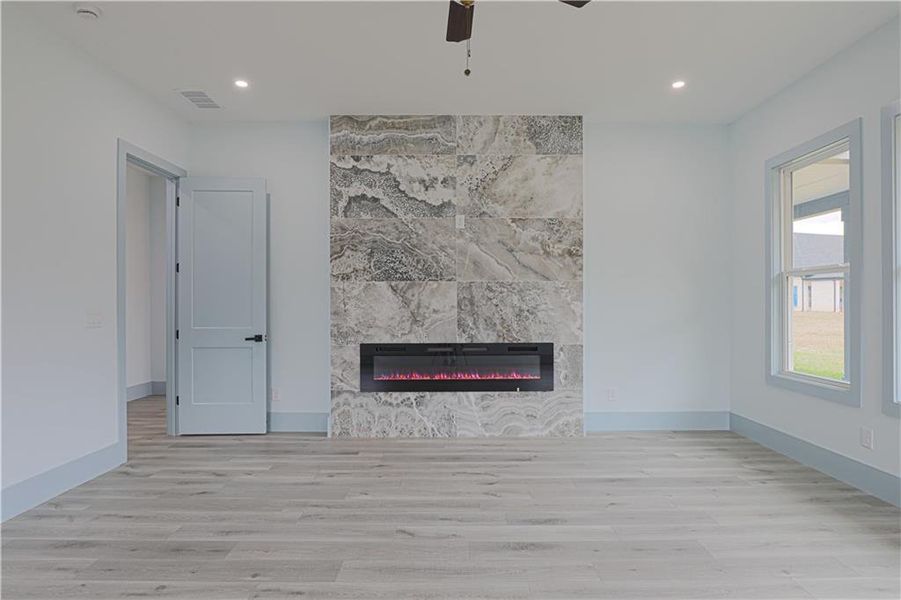 Spacious, unfurnished interior of a new home in , Maysville (Image 39). Spacious, unfurnished interior of a new home in , Maysville (Image 39).
