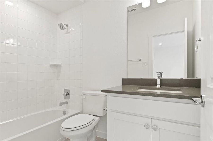 030-8513DelRioTrail-Rowlett-TX-75089-Bathroom3.jpg-SMALL