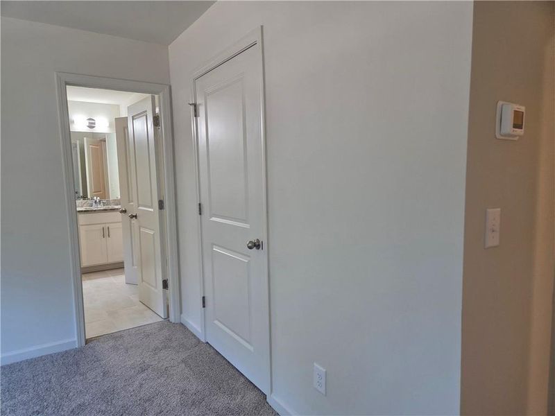 Spacious, unfurnished interior of a new home in River Meadows, Bethlehem (Image 17).