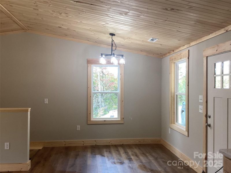 Image 37 of a home in .