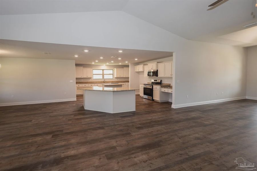 Image 26 of a home in Emmaline Gardens.