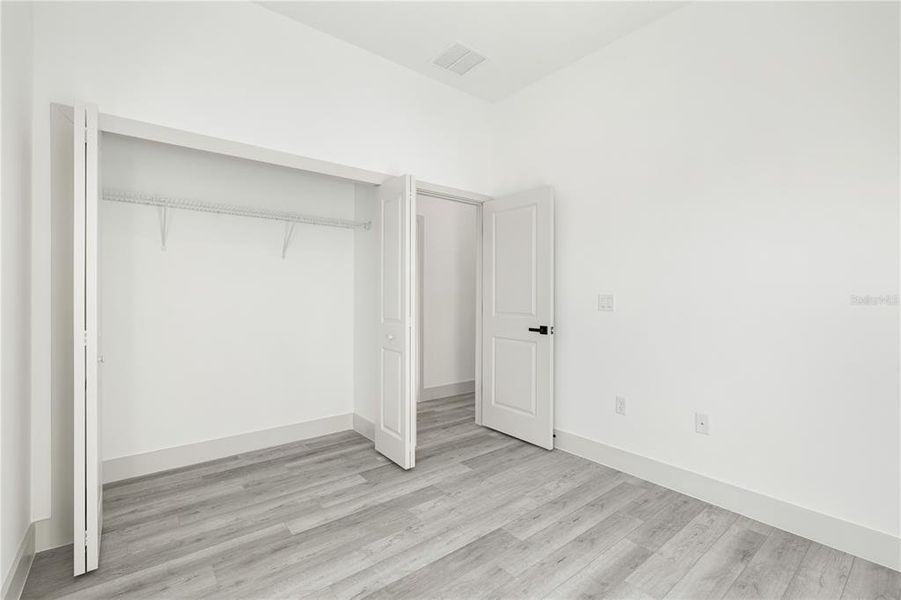 Spacious, unfurnished interior of a new home in , Port Charlotte (Image 38).