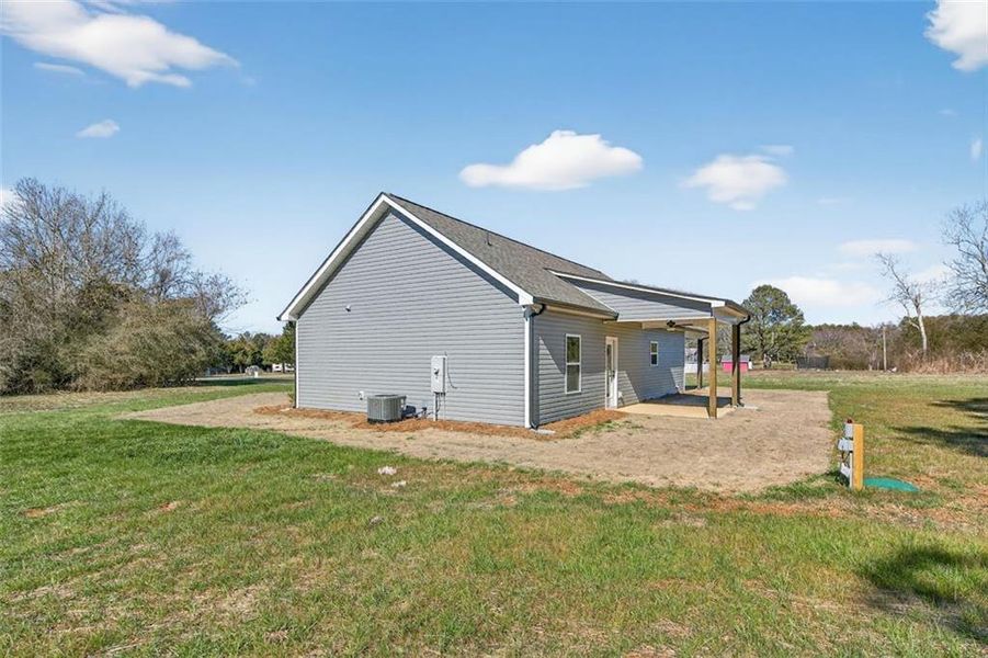 Exterior details and patio area of a home in , Buchanan (Image 26).