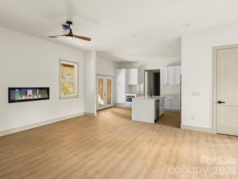 Spacious, unfurnished interior of a new home in , Leicester (Image 22).