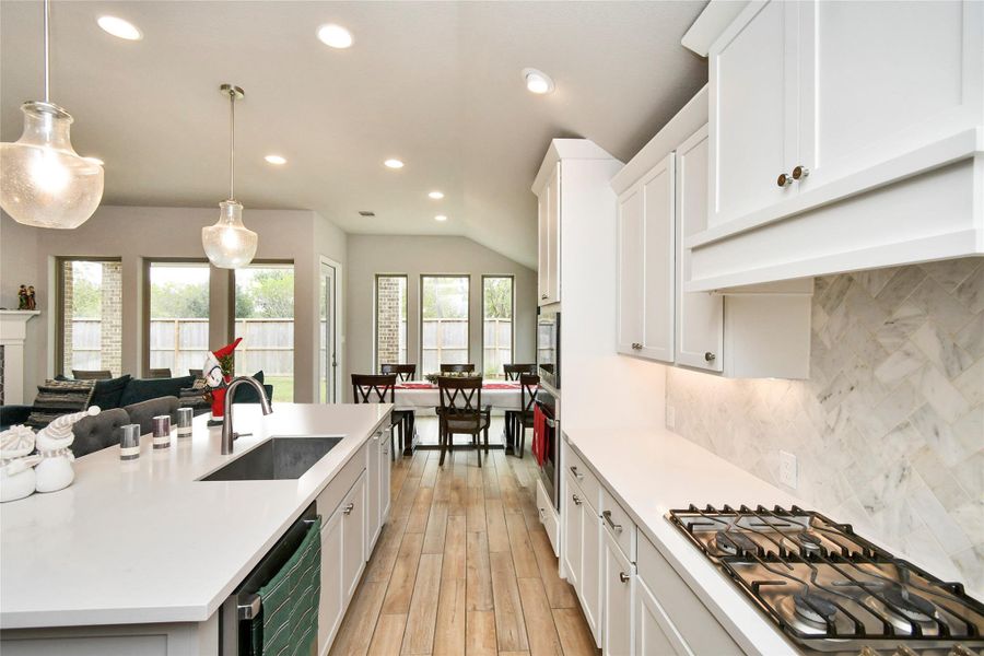 Furnished interior view inside a new home in Cross Creek West 55', Fulshear (Image 26).