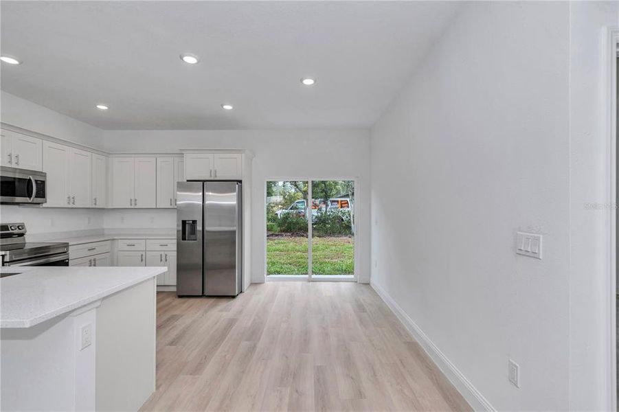 Spacious, unfurnished interior of a new home in , Ocala (Image 40).