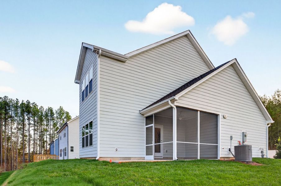 Exterior details and patio area of a home in Edgewater - Lakeview Point, Lancaster (Image 3). Exterior details and patio area of a home in Edgewater - Lakeview Point, Lancaster (Image 3).