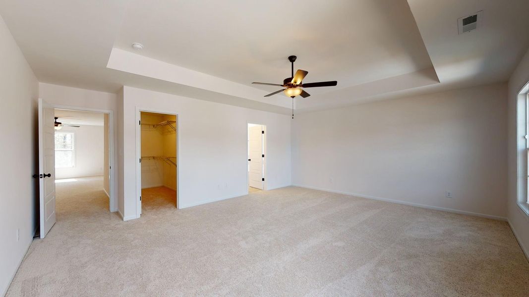 Representative unfurnished interior of a home built from the Catherine A by JC Jackson Homes,LLC in Heritage Pointe, Newport (Image 30).