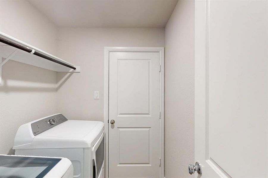 Image 32 of a home in Elevon.