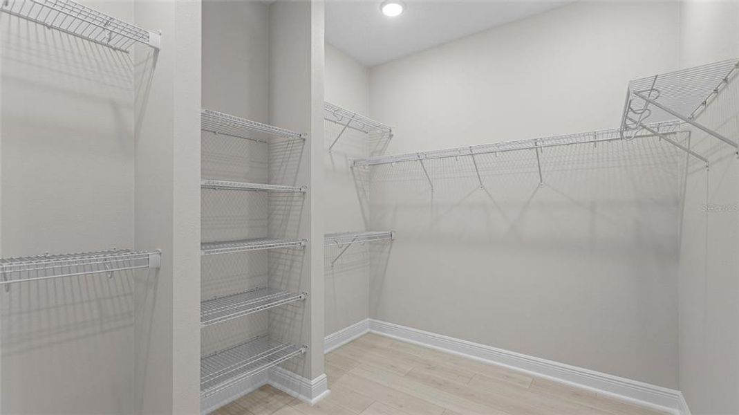 Spacious, unfurnished interior of a new home in Cresswind Lakewood Ranch, Lakewood Ranch (Image 24).