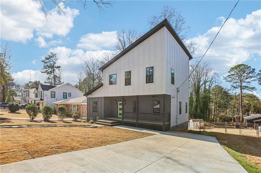 Front exterior of a new home in , Atlanta, GA, highlighting curb appeal (Image 2). Front exterior of a new home in , Atlanta, GA, highlighting curb appeal (Image 2).