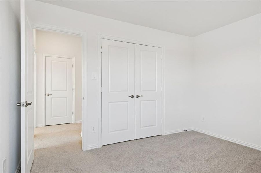 Photo is not of the actual home, but is an inspirational photo of builder’s model home and may depict options, furnishings, and/or decorator features that are not included.