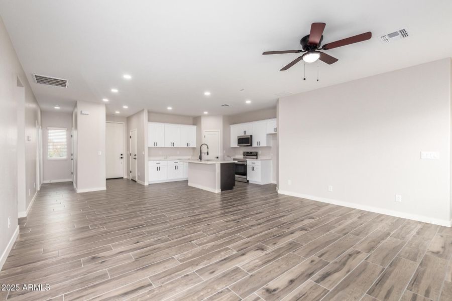 08 - Reventon 08 - Reventon