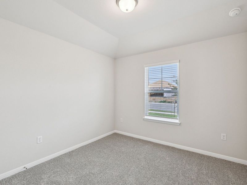 Spacious, unfurnished interior of a new home in Flora, Hutto (Image 11).