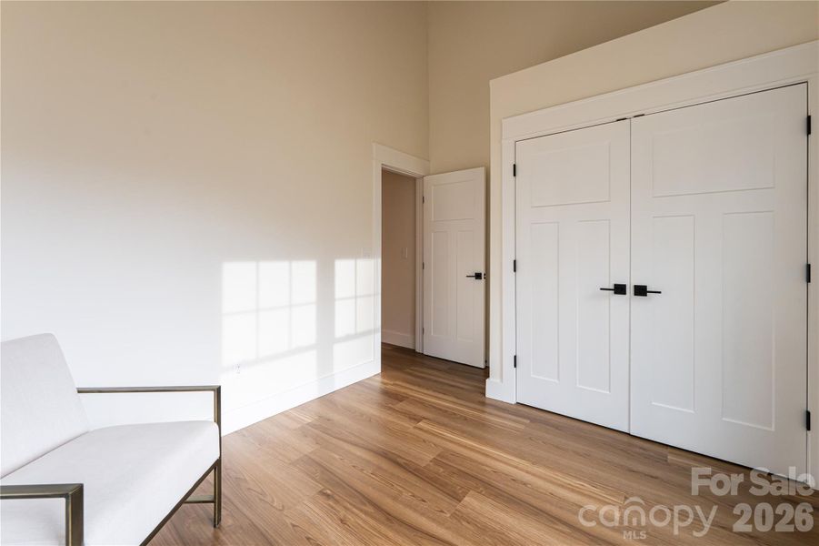 Spacious, unfurnished interior of a new home in , Black Mountain (Image 18).