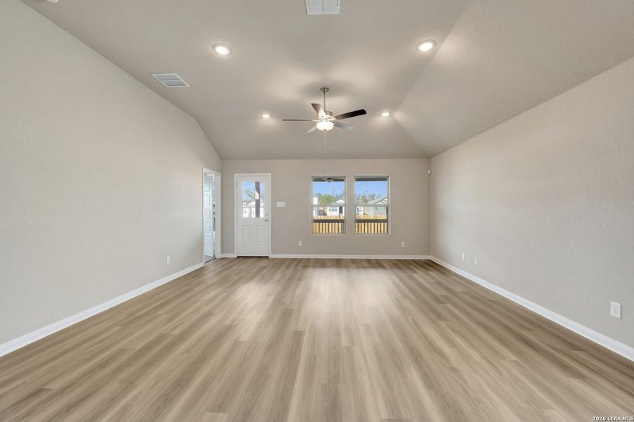 Spacious, unfurnished interior of a new home in Agave, San Antonio (Image 44). Spacious, unfurnished interior of a new home in Agave, San Antonio (Image 44).
