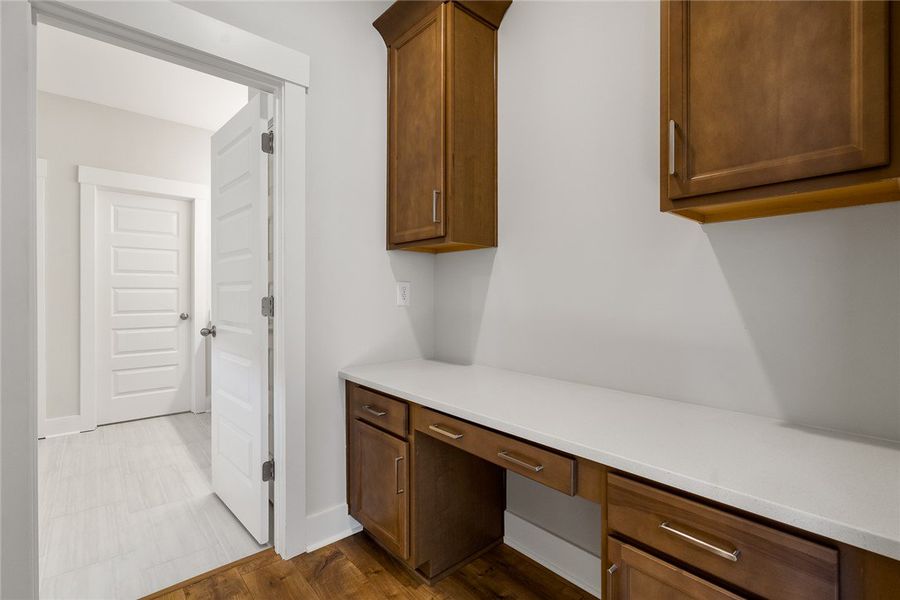Desk Space or Vanity in Primary Suite - Photo is o