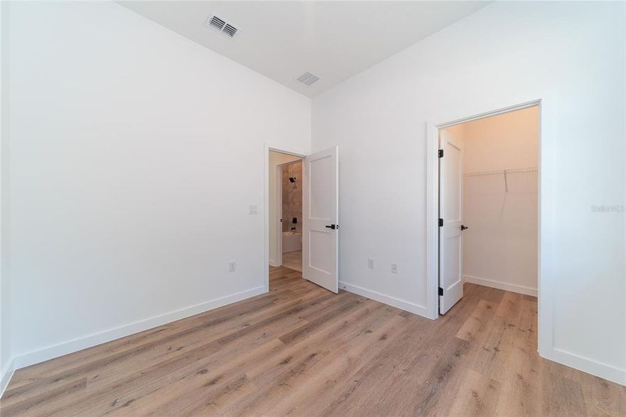 Spacious, unfurnished interior of a new home in , Dunnellon (Image 30). Spacious, unfurnished interior of a new home in , Dunnellon (Image 30).