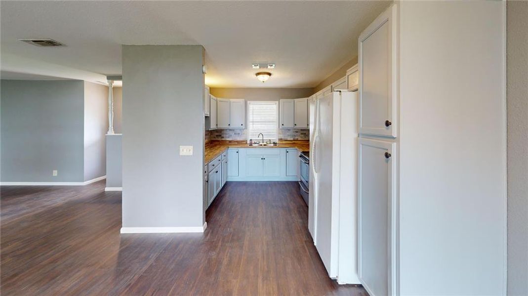 Image 25 of a home in . Image 25 of a home in .