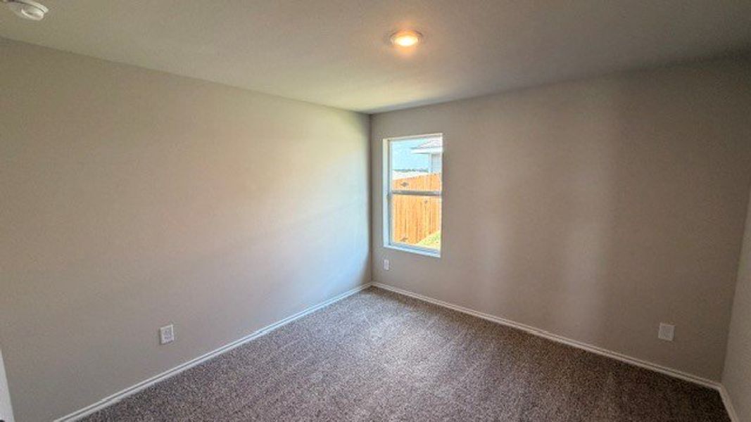 Spacious, unfurnished interior of a new home in Dry Creek, Bridgeport (Image 45).